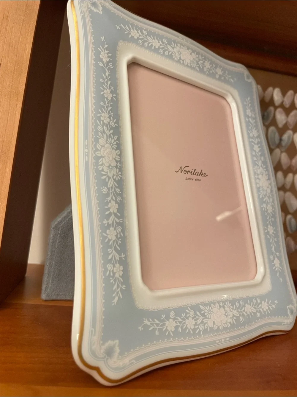 New Noritake Light Blue Floral and Gold Accent Ceramic Frame